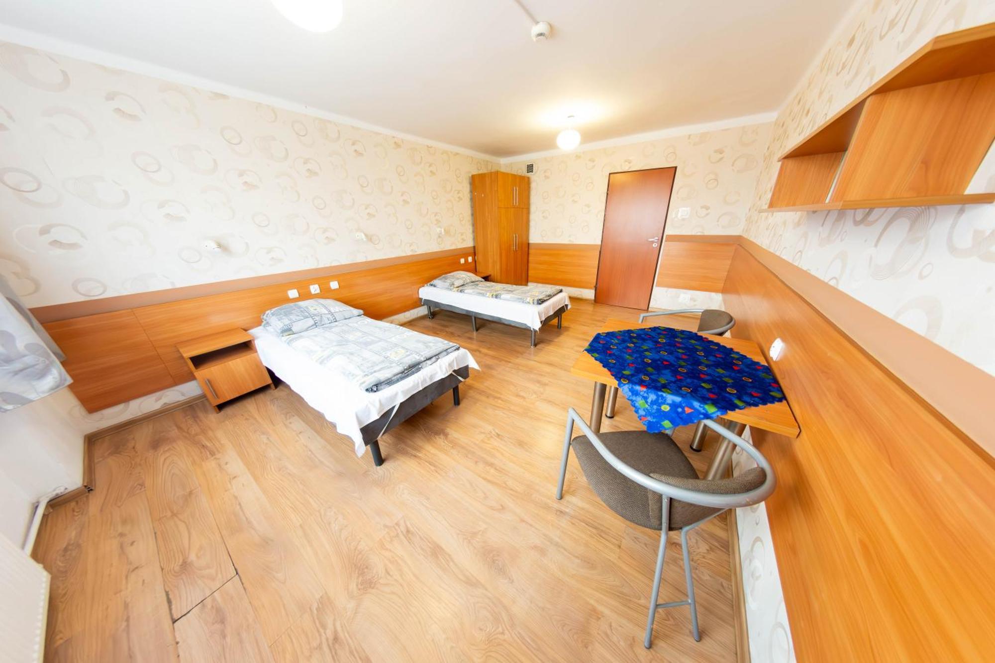 Twoj Hostel Руда-Слёнска Экстерьер фото