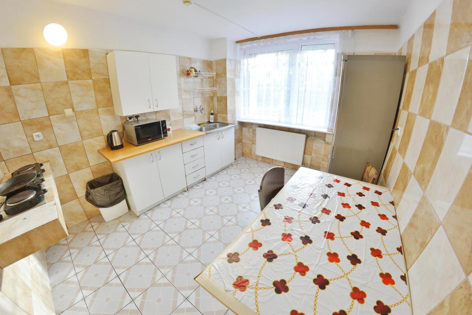 Twoj Hostel Руда-Слёнска Экстерьер фото