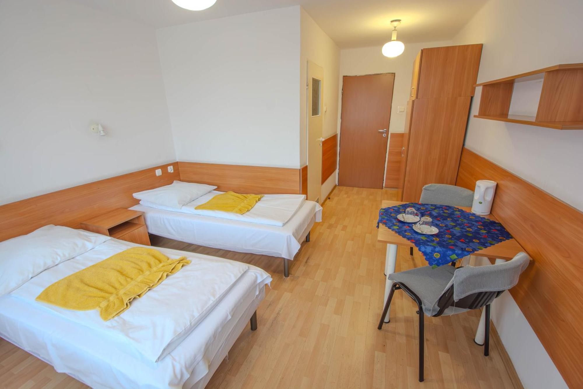 Twoj Hostel Руда-Слёнска Экстерьер фото
